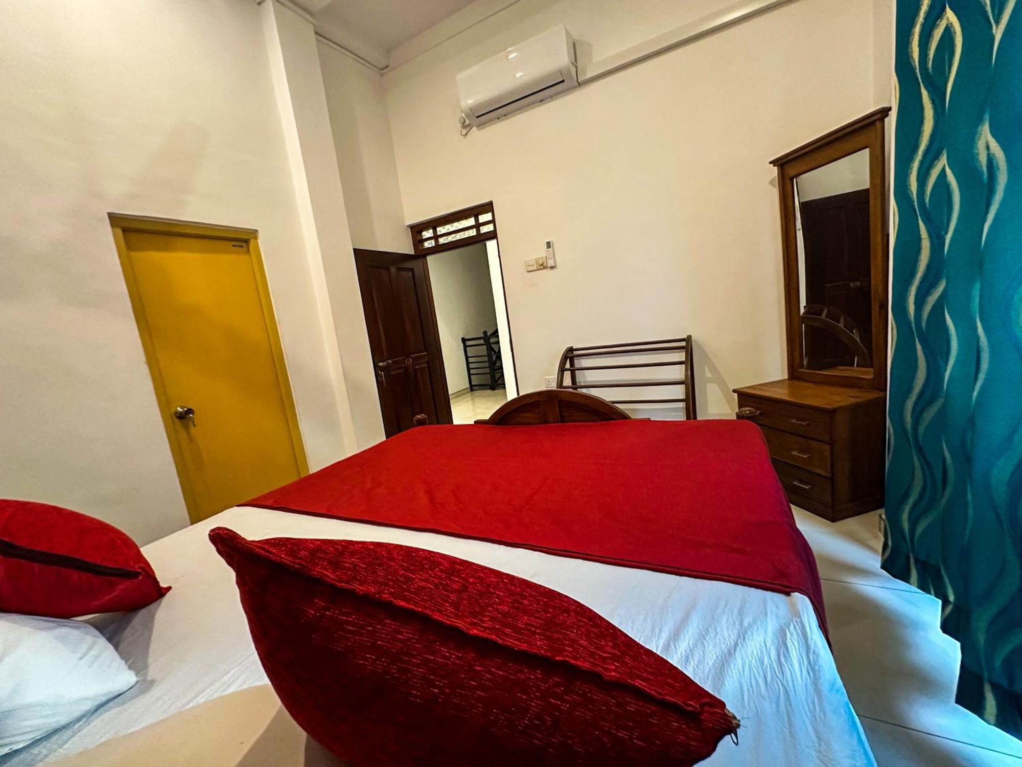 Hotel New Panda House Galle Exterior foto